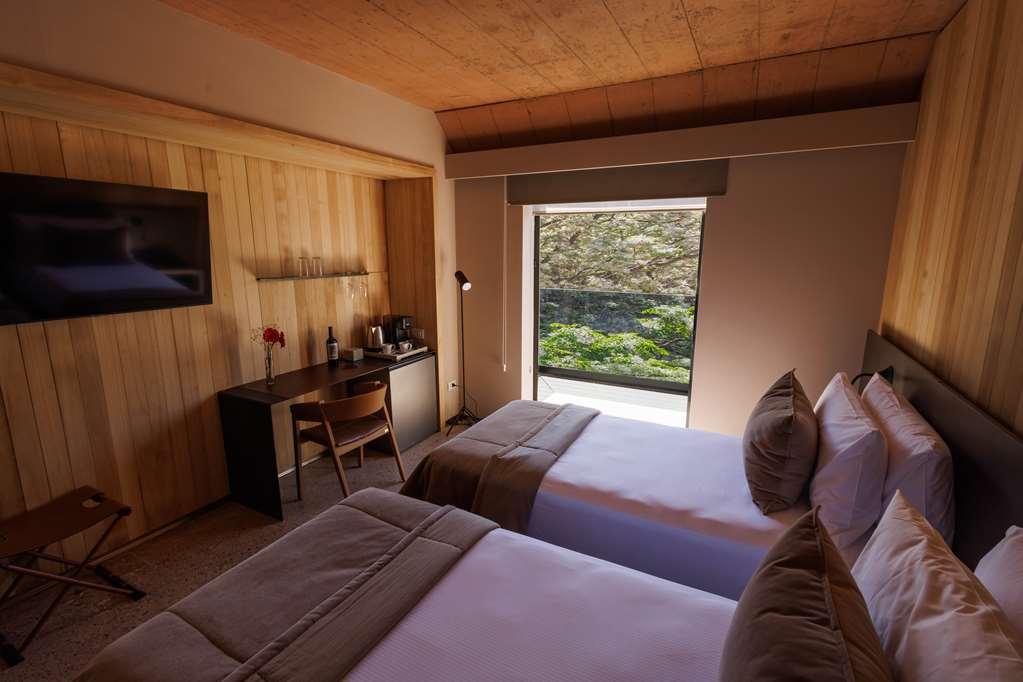 Hualta Mendoza, Curio Collection By Hilton Hotel